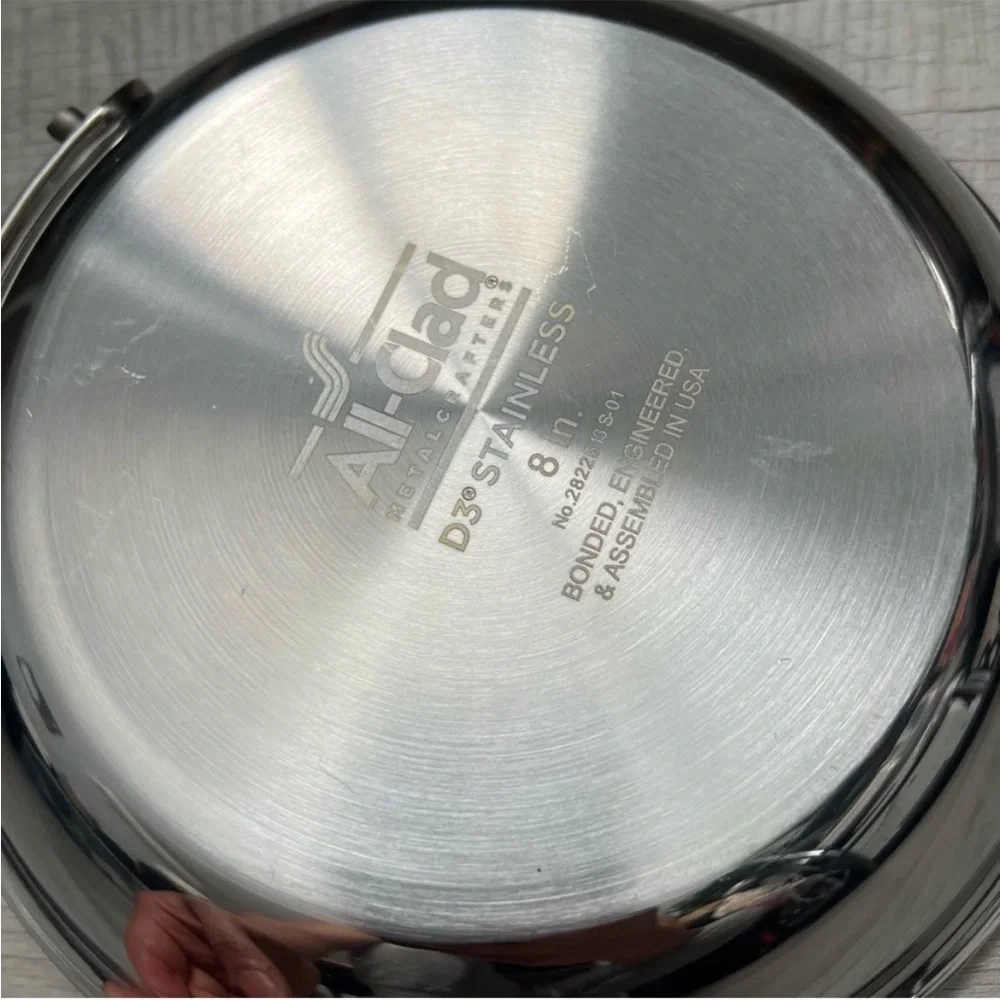 NEW ALL CLAD D3® Tri-Ply Stainless-Steel 8”  Fry Pan